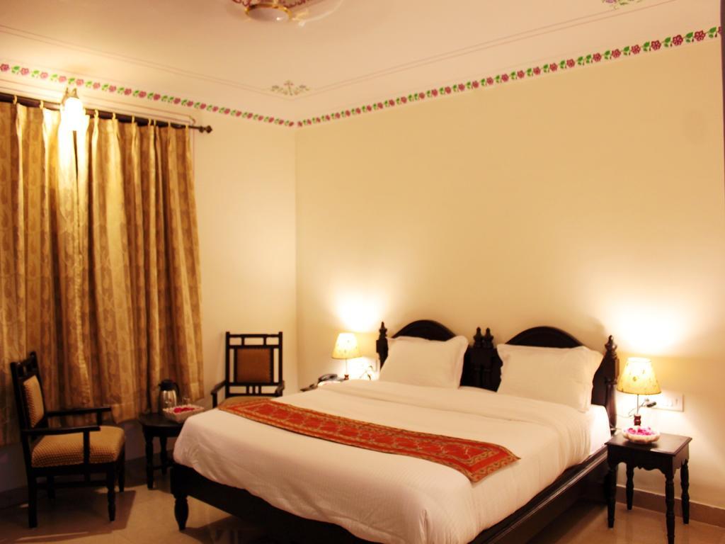 Hotel Mahima Palace Udaipur Esterno foto