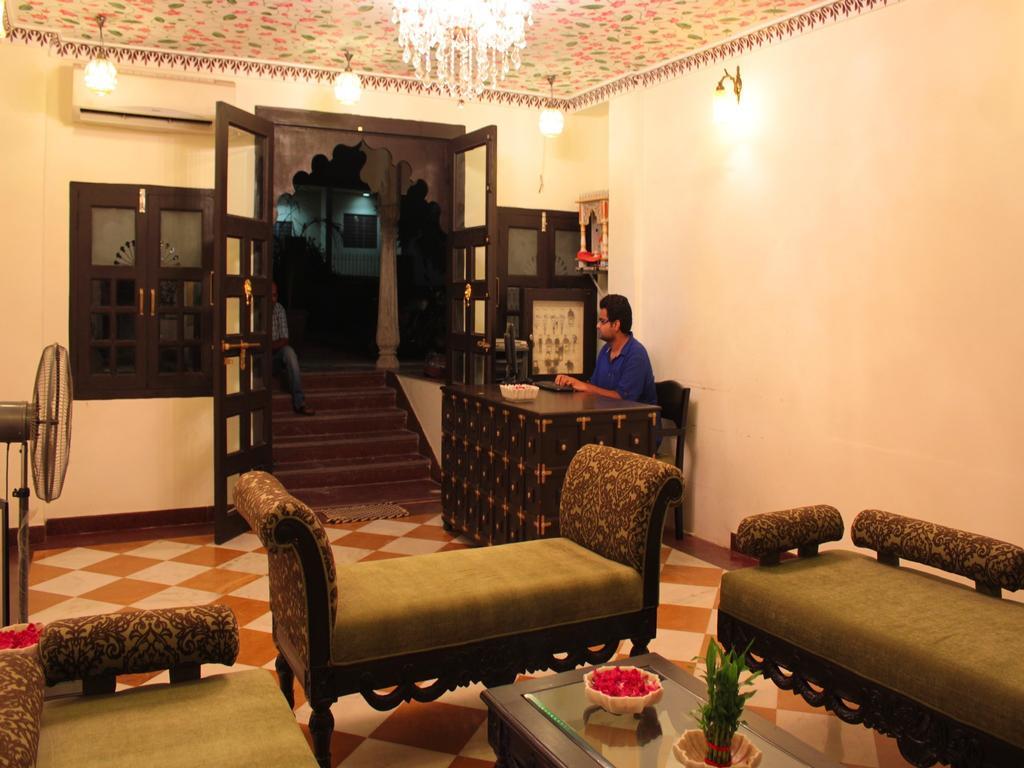 Hotel Mahima Palace Udaipur Esterno foto
