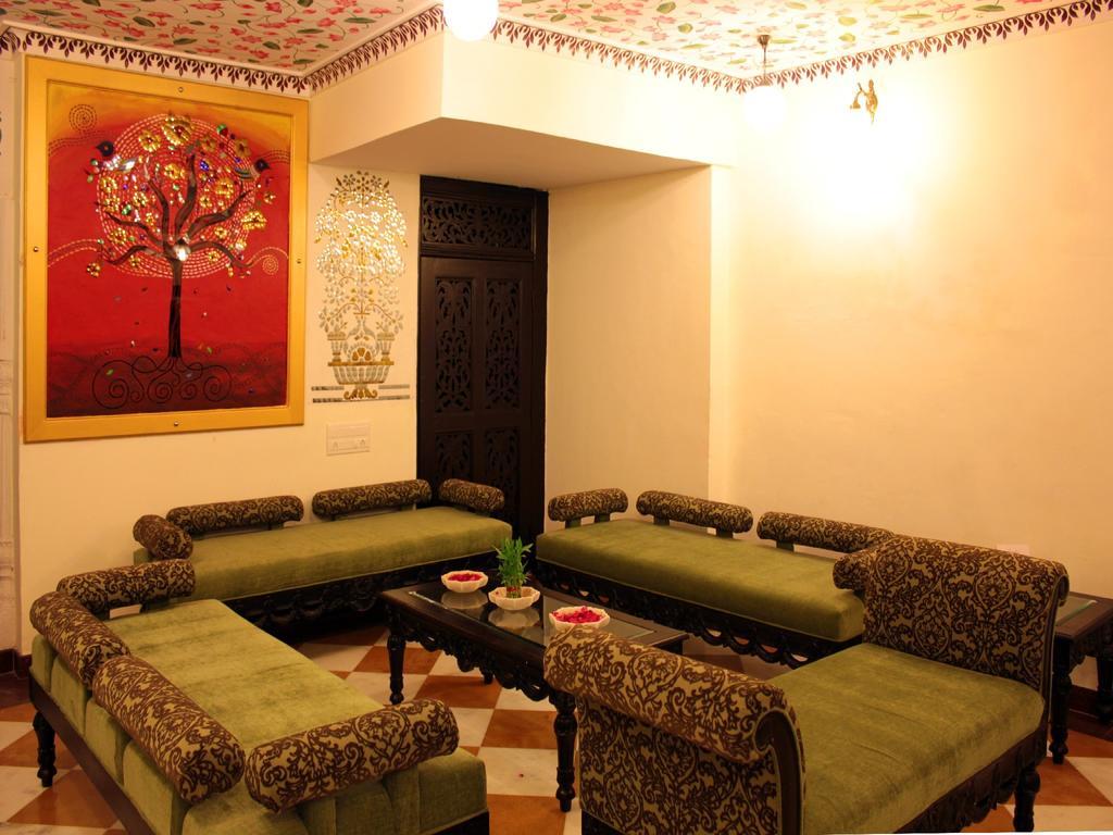Hotel Mahima Palace Udaipur Esterno foto