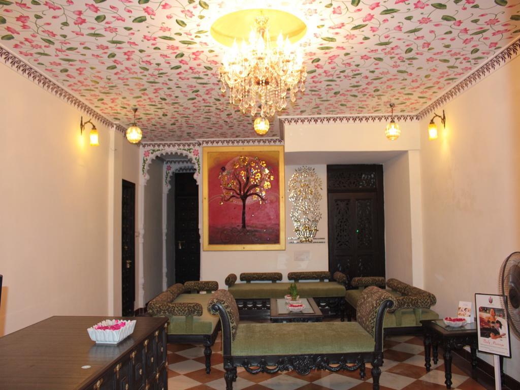 Hotel Mahima Palace Udaipur Esterno foto